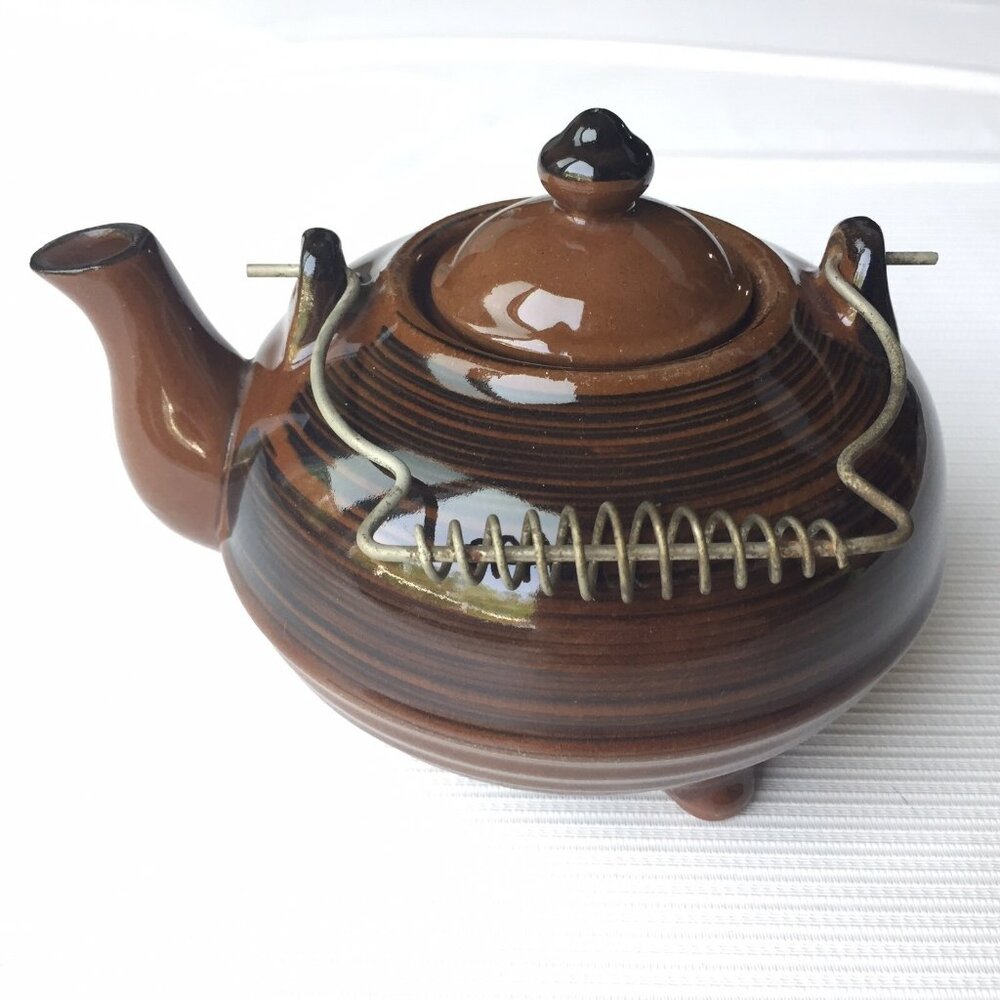 Brown Glazed Swirl Teapot Footers Metal Wire Handle Lid Studio Pottery Vintage